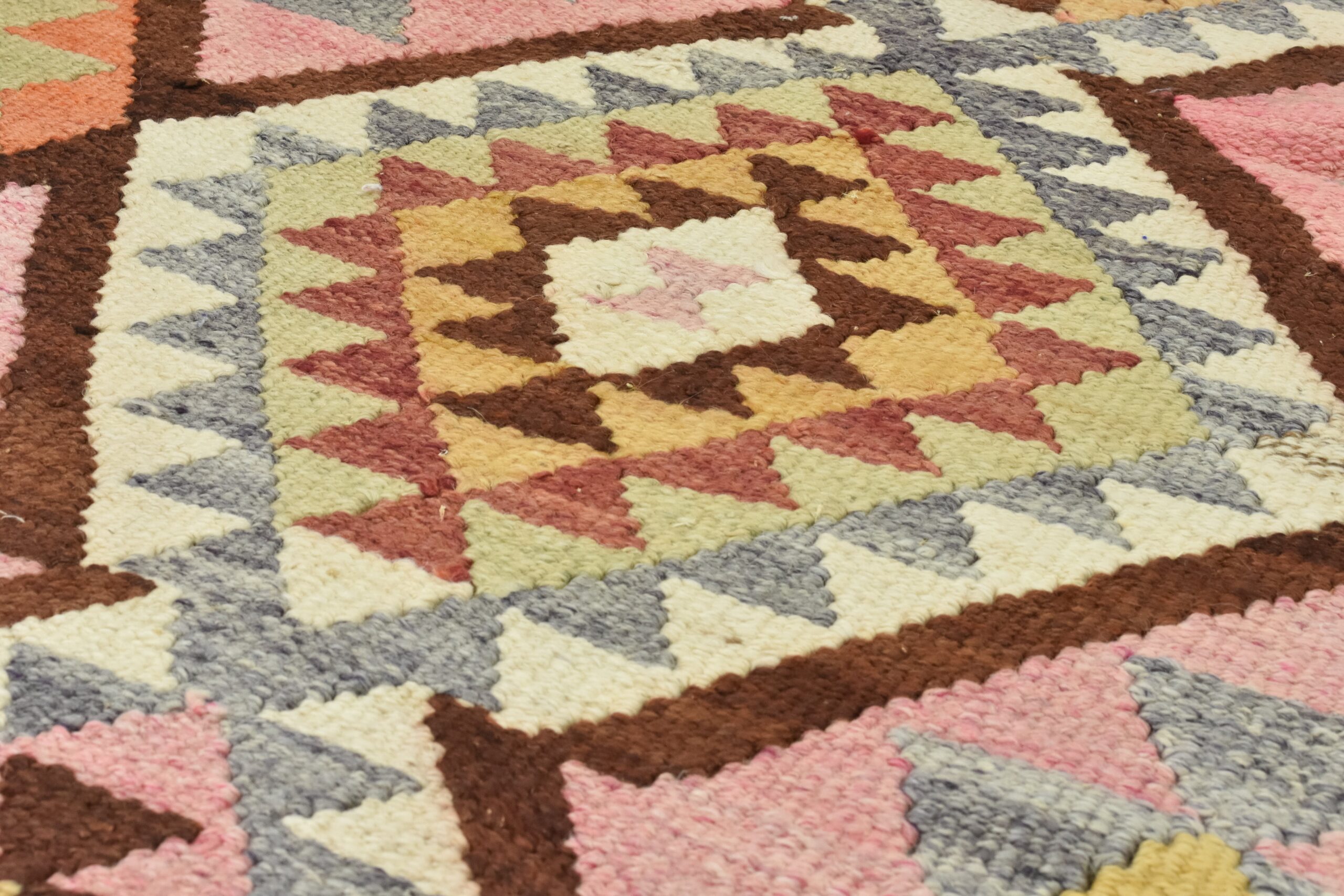 Product Image - Woveniac