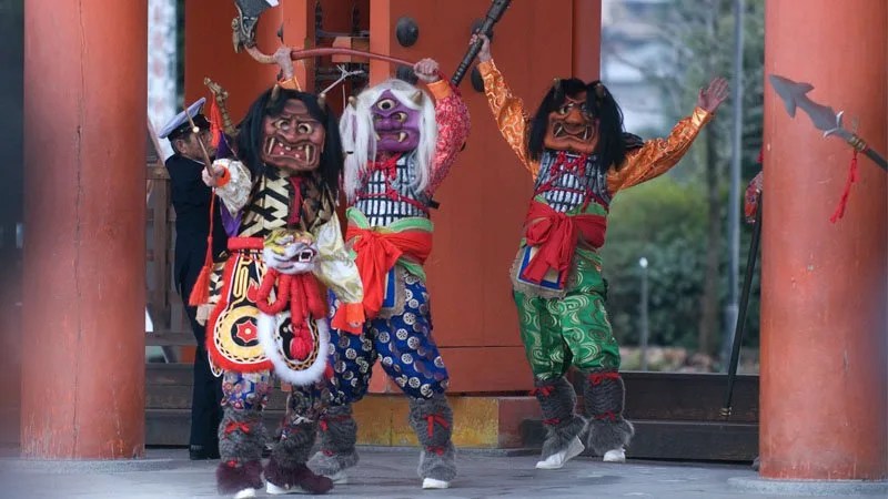 Setsubun - Oni에게 곡식을 던져 봄을 맞이하는 풍습