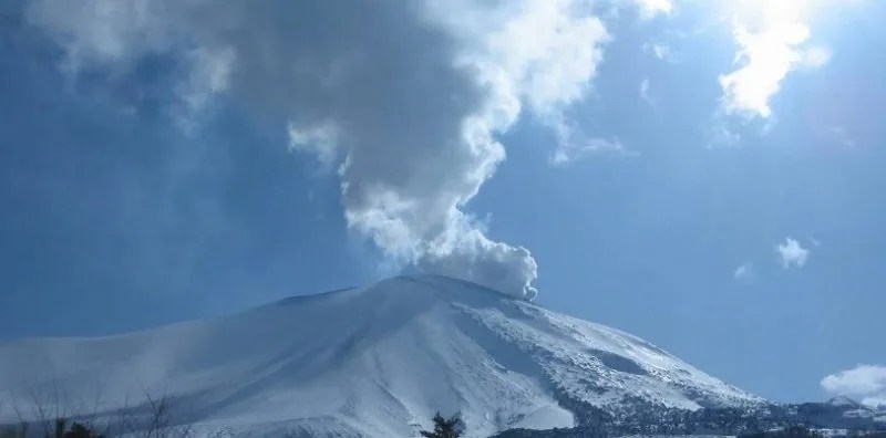 5. Monte Asama