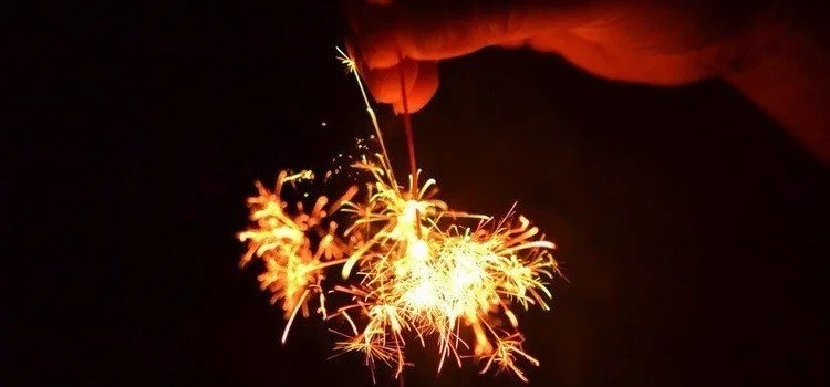 Hanabi Taikai Guide - Feuerwerke in Japan - Senkou Hanabi