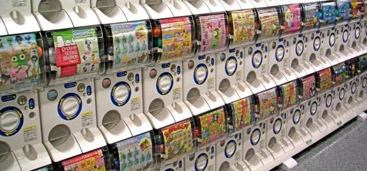 Gashapon: มนต์ขลังของตู้แคปซูลในญี่ปุ่น