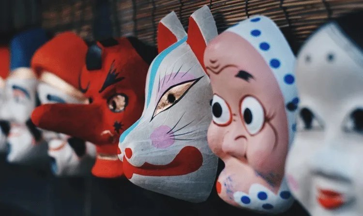 100 Fatos e Curiosidades sobre o Japão 100 Fatos e Curiosidades sobre o Japão