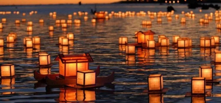 Festival Obon - O dia dos mortos no Japão Festival Obon - O dia dos mortos no Japão