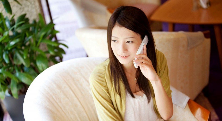 Por que os Japoneses usam Moshi Moshi ao falar no telefone?