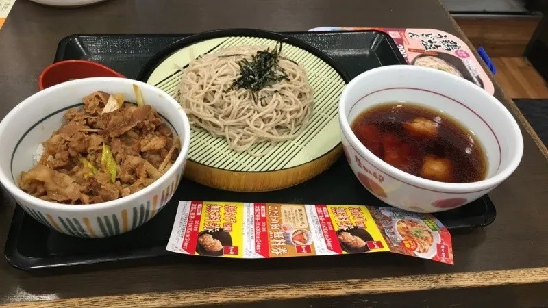 Lista de Pratos Japoneses - O que eu comi no Japão?