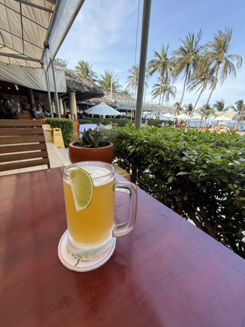 ニャチャンのクラフトビールが飲めるシーサイドレストランバー