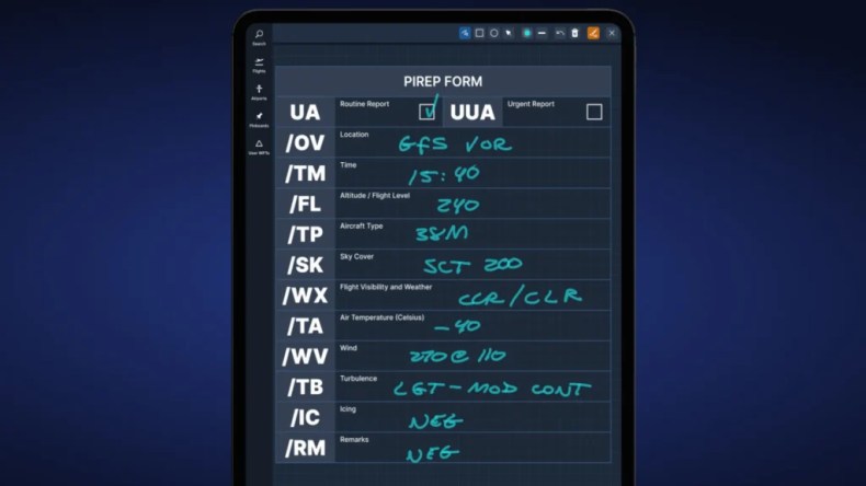 PIREP template in Navigraph Charts.