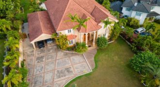 Luxurious 5 Bedroom 6 Bathroom House for rent in Farringdon Heights, Jacks Hill, Kingston