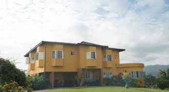 Beautifully Architectured 4 Bedroom 4 Bathroom House For Sale on Multiflora Drive, Bog Walk, St Catherine