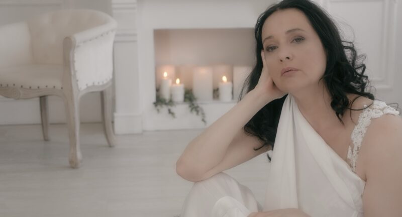 Öt díjat nyert Bollywoodban Korday Péter és Goztola Lorent Kristina filmje