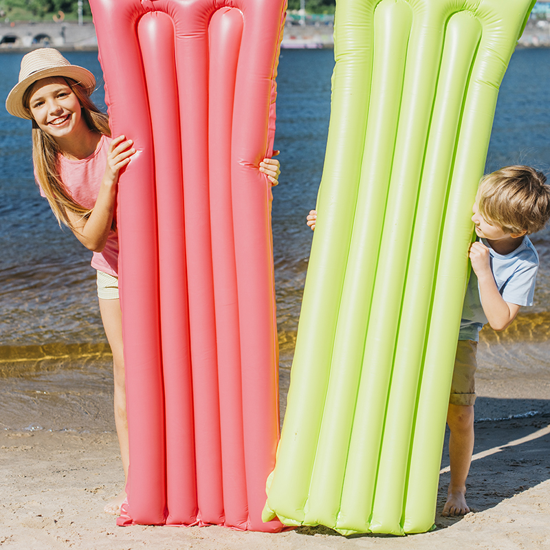 Water Rides Cleaning - Inflatable floating board - How to Clean Pool Floats - How to Keep Inflatable Pool Water Clean