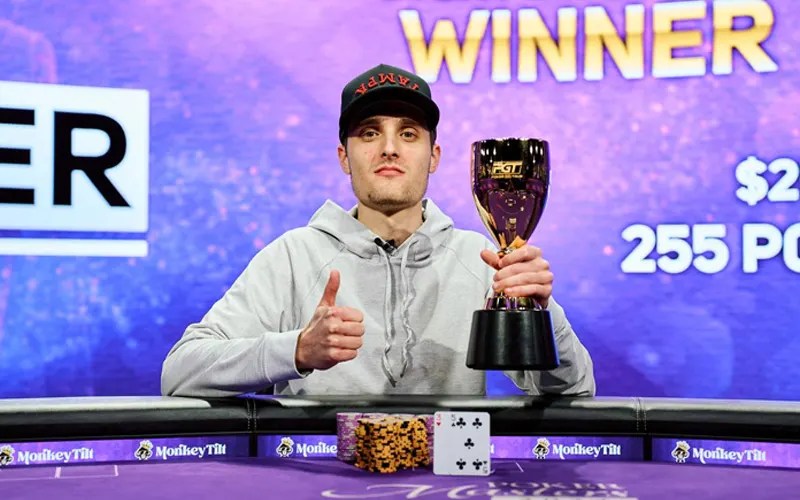 微扑克官方下载