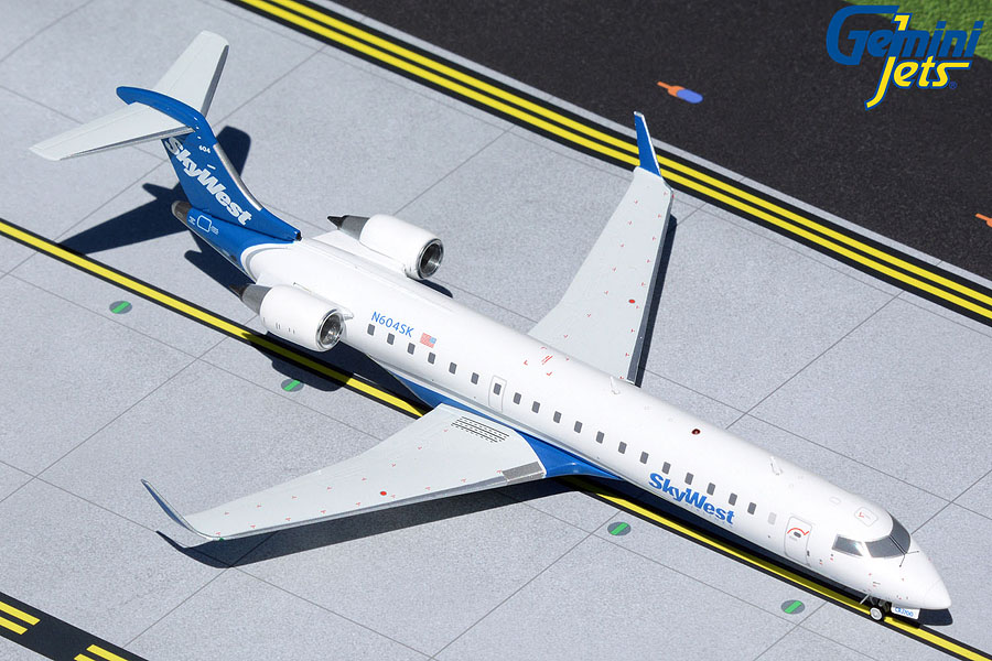 SkyWest Airlines CRJ700 | Gemini Jets 1:200 | N604SK | sku G2SKW710