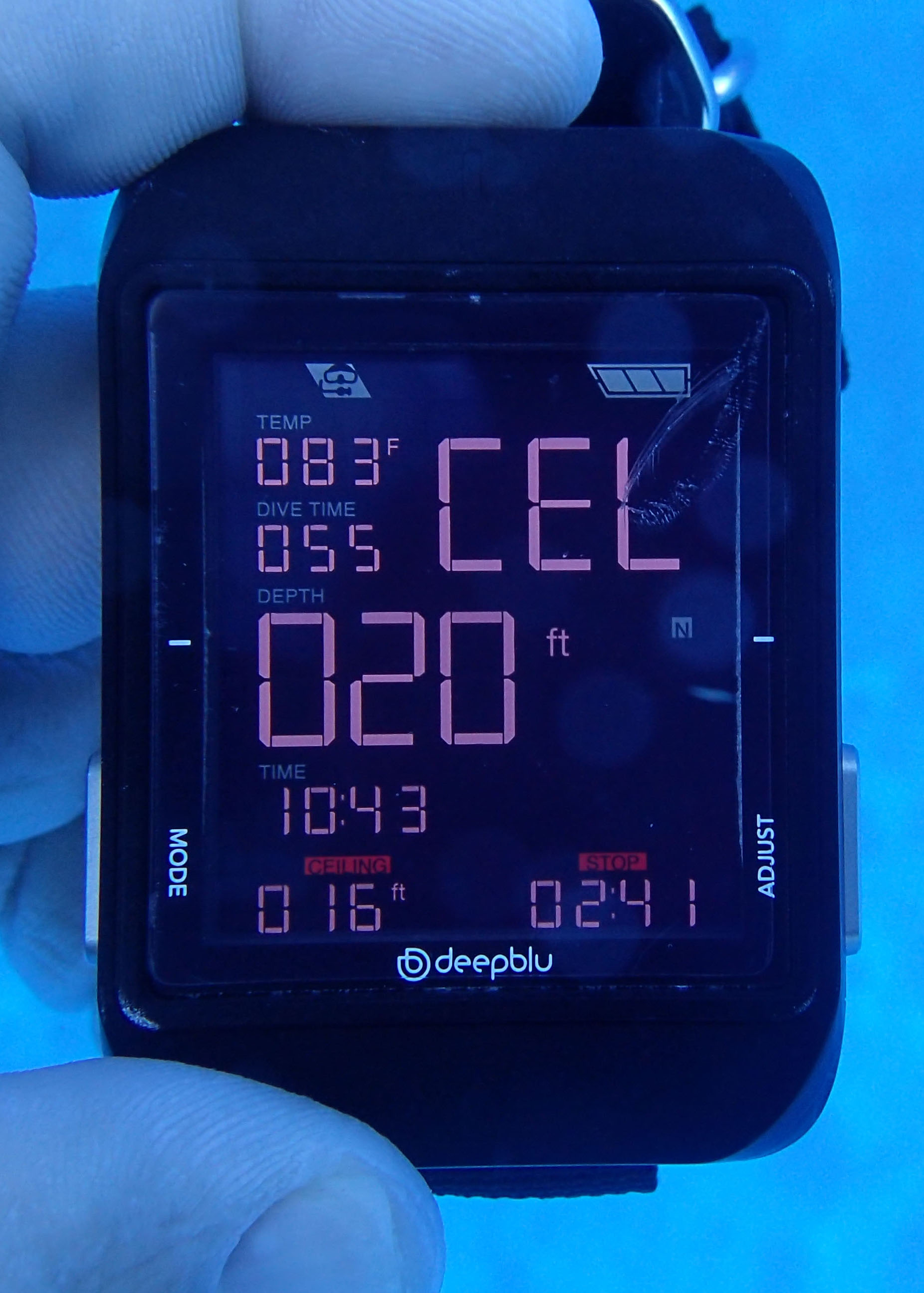 Review of DeepBlu COSMIQ dive computer - wrecklessdiver.com