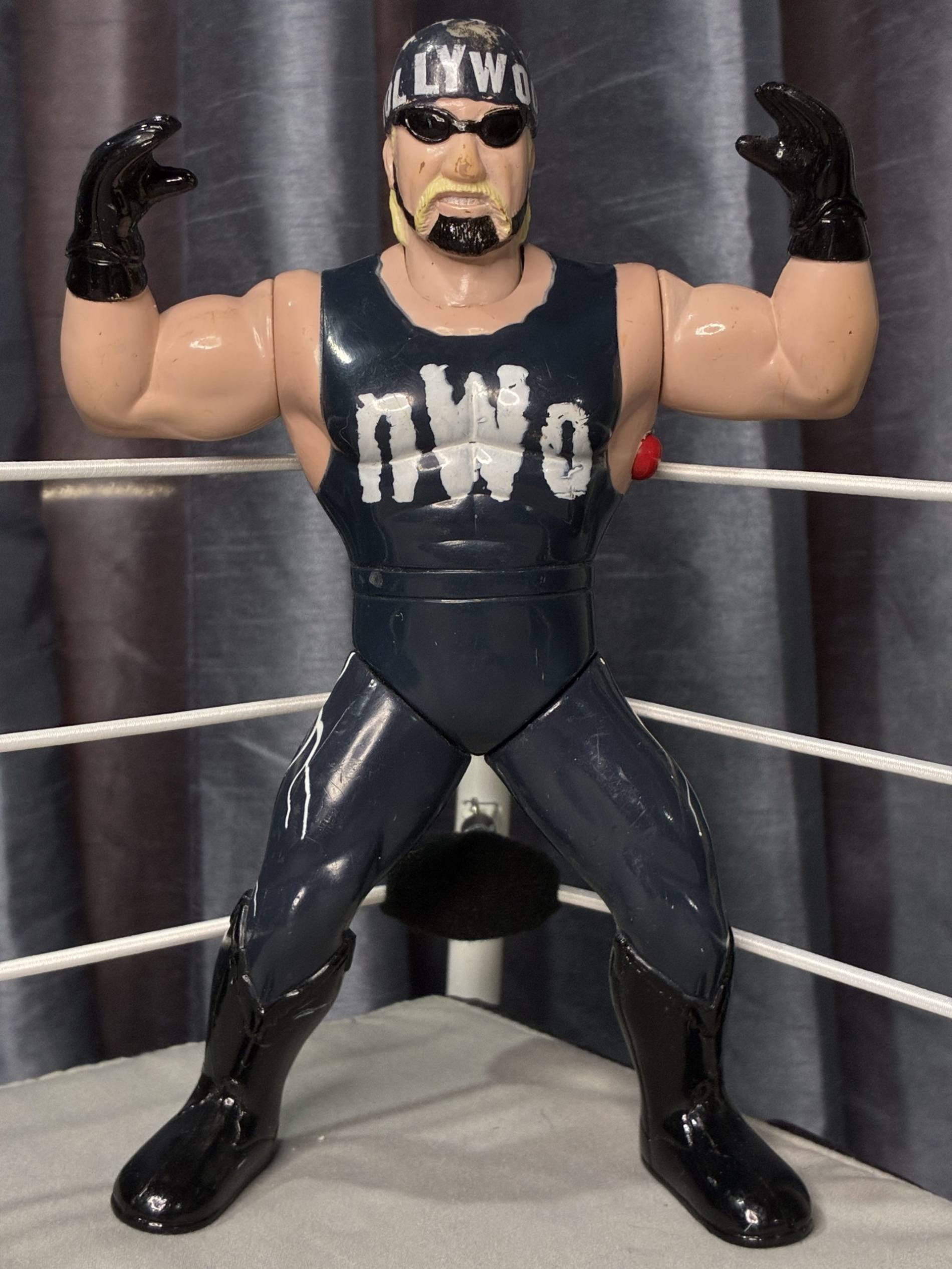Hollywood Hulk Hogan - WCW Vibrating