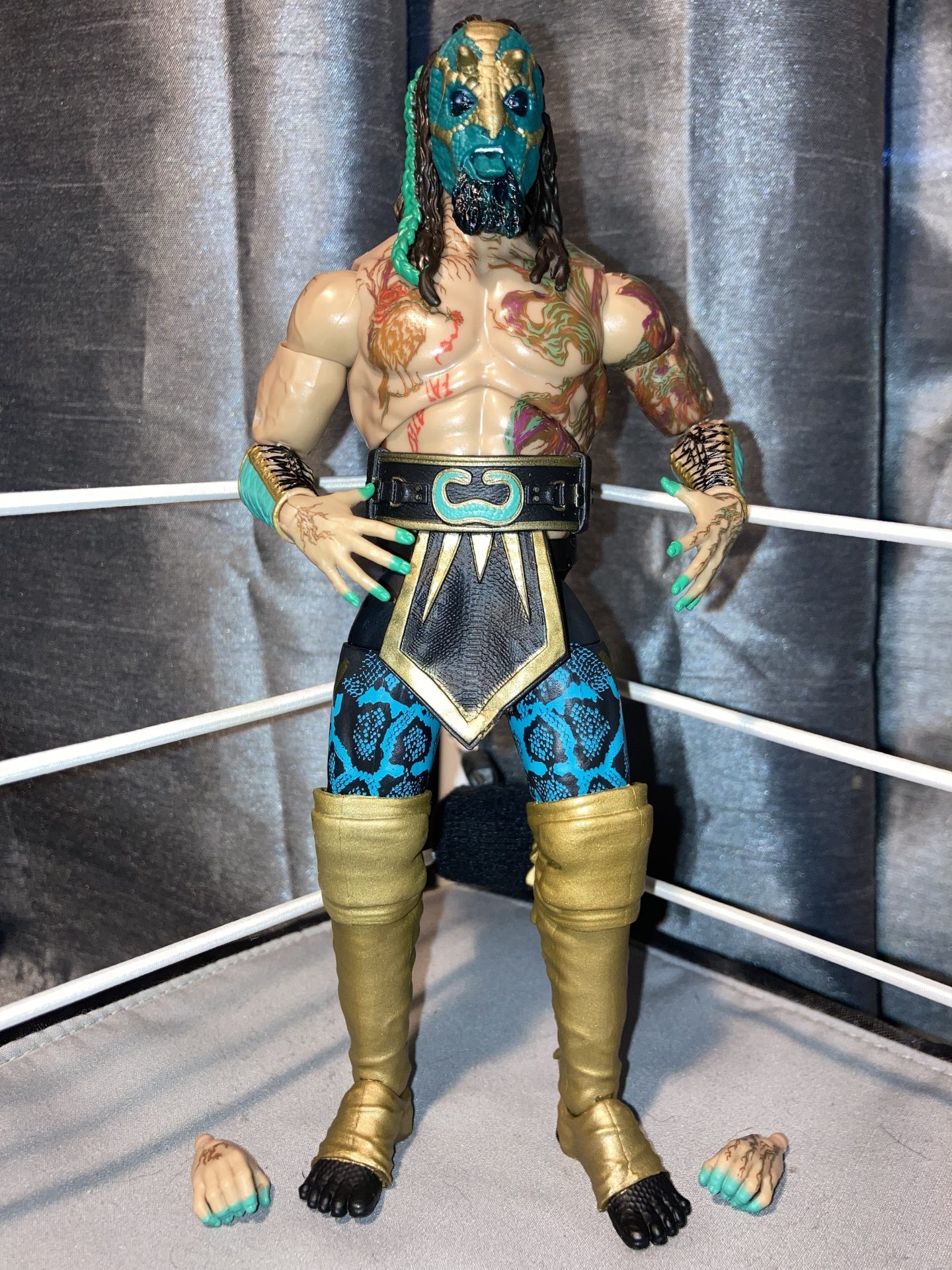 Luchasaurus - Unrivaled 5 Complete