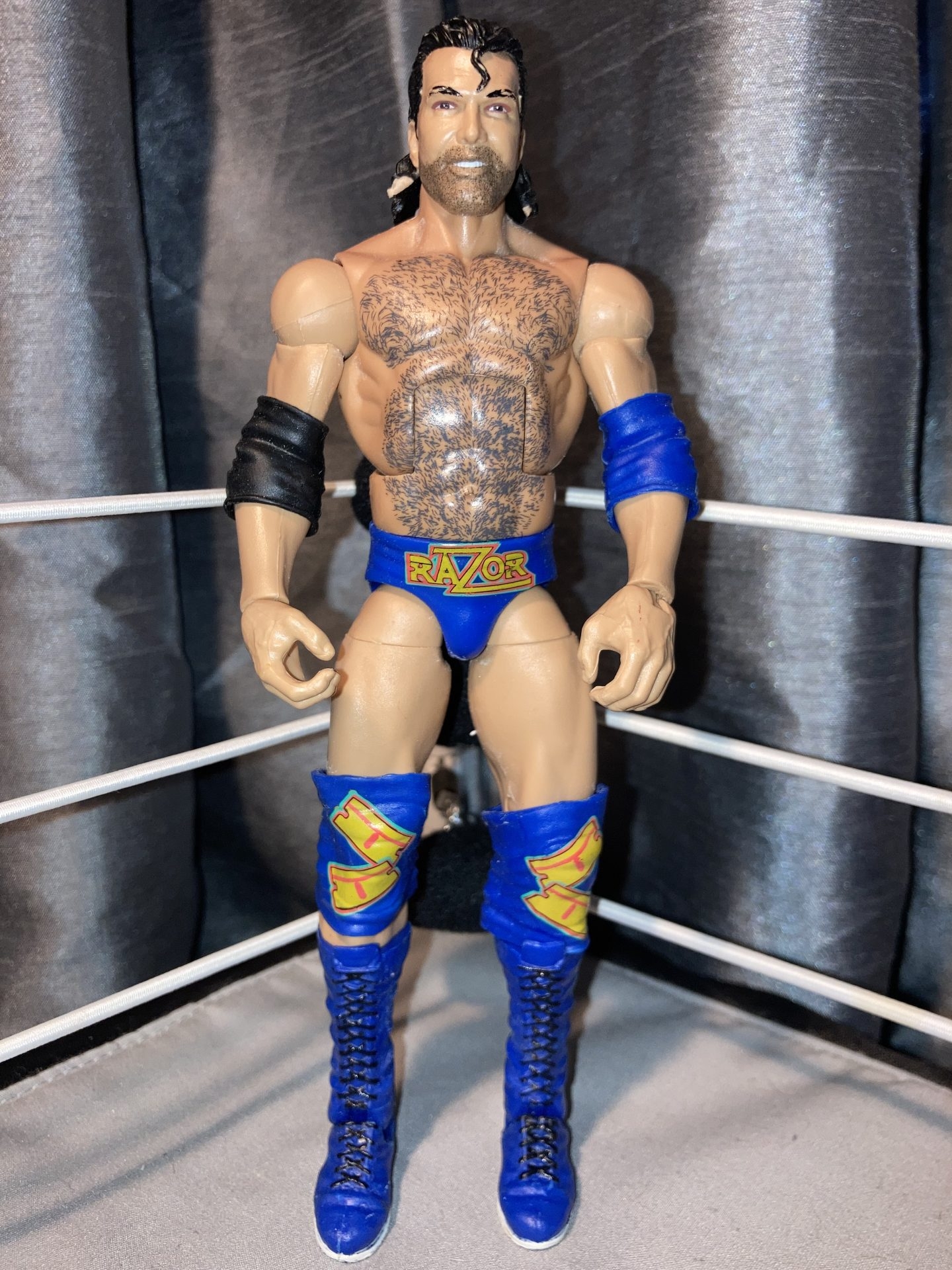Razor Ramon - Legends 7 Damaged