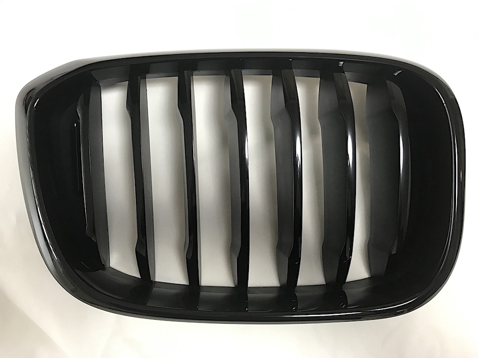 BMW純正 G01 X3 G02 X4 ブラックキドニーグリル 美品 BMW 純正 G01 X3 G02 X4 LCI 後期 M40i ブラック キドニー