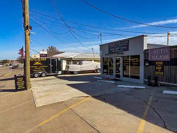 wrightautoglass.com