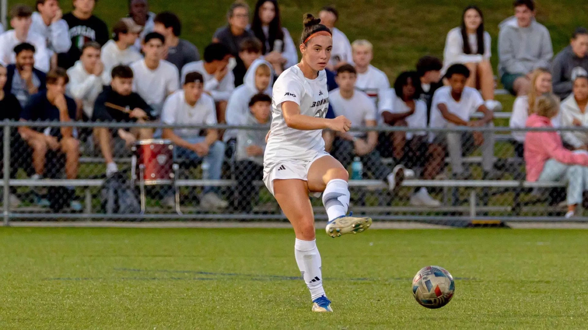 Women’s Soccer Falls Short to Davidson After Hour-Long Lightning Delay