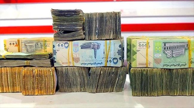 خبير اقتصادي يكشف عن سيناريوهان خطيران يقفان خلف الهبوط المفاجئ في أسعار الصرف