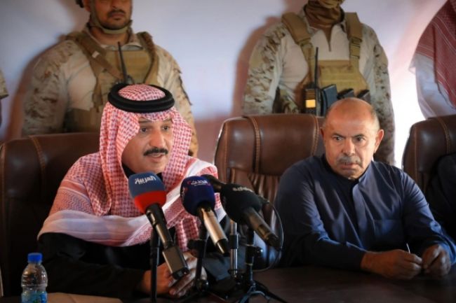 صحيفة أمريكية: سيطرة الانتقالي على حضرموت تهدد التحالف ضد الحوثيين وتكشف خلافات سعودية ـ إماراتية