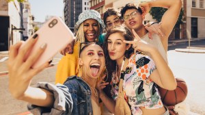 Gen Z’s In-store Shopping Demands Mimic Online Expectations