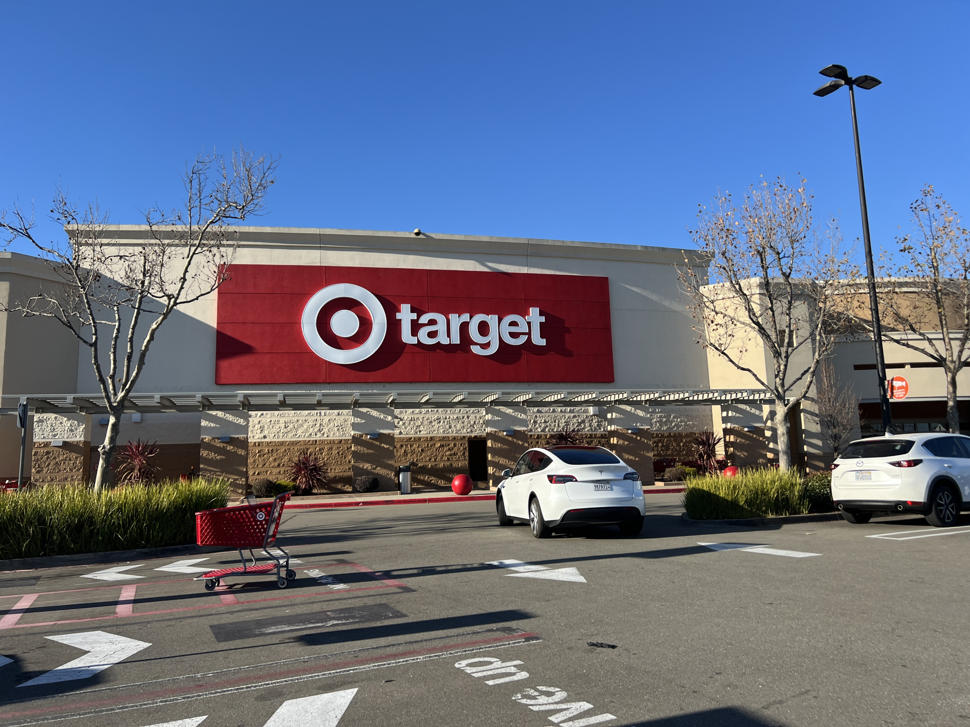 Target to Slash 1,800 Corporate Jobs