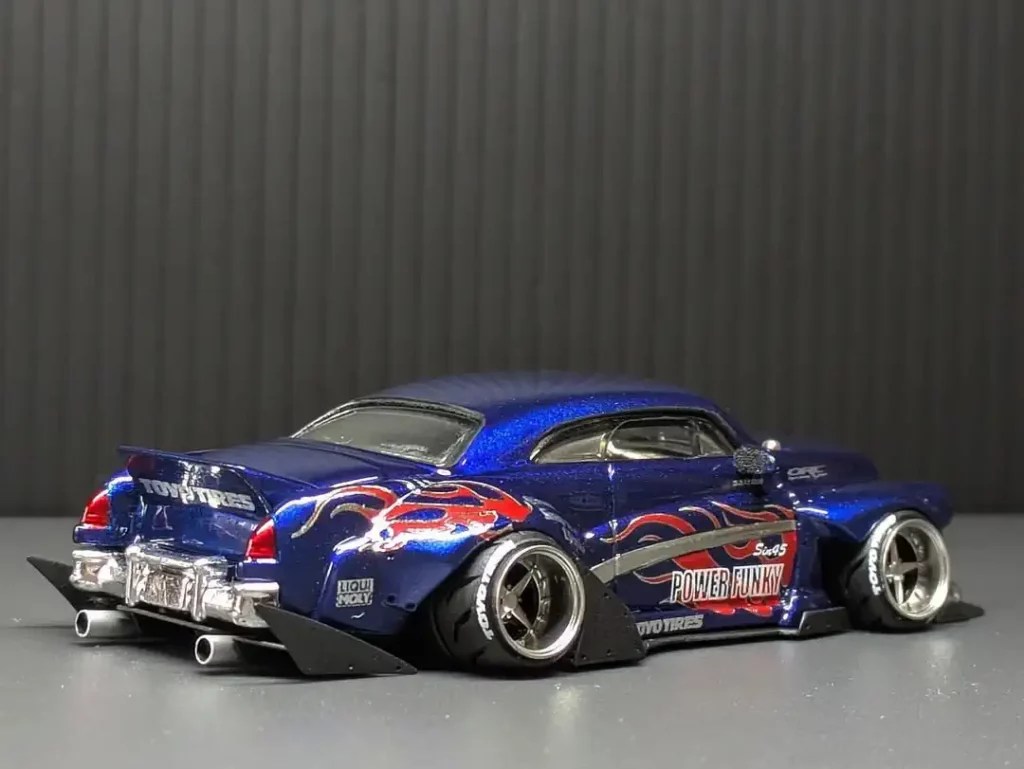 Power Funky | Hirohata Merc | Hot Wheels Custom