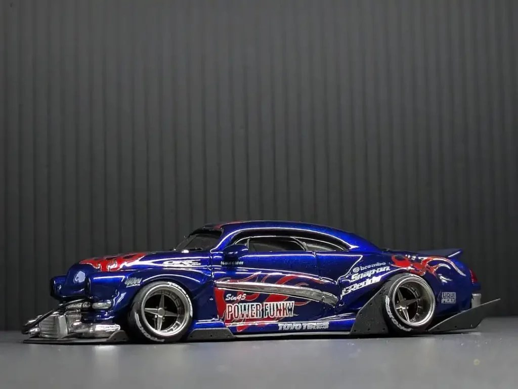 Power Funky | Hirohata Merc | Hot Wheels Custom