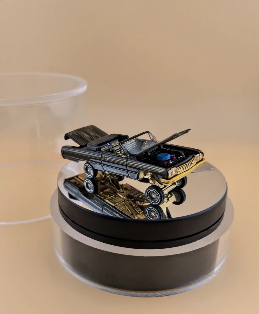 Fine Works 64 Impala Lowrider Black/Gold