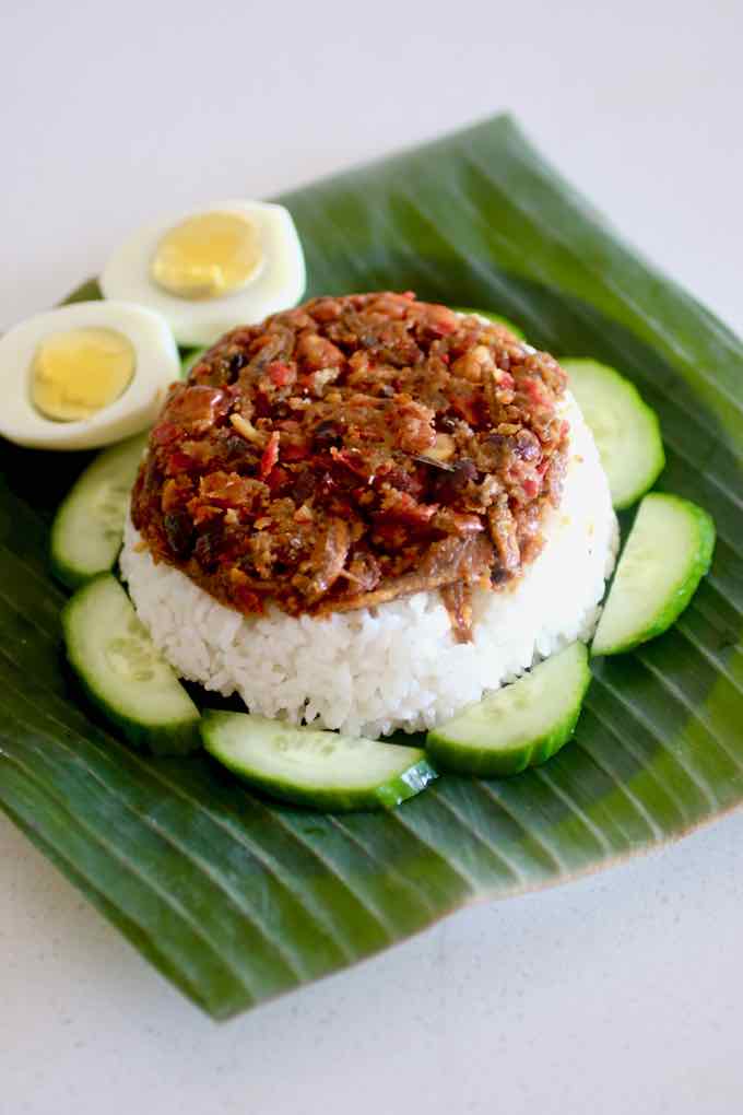 I hereby propose the following more comprehensive definition of authenticity: Nasi Lemak Traditional Indo Malay Recipe 196 Flavors