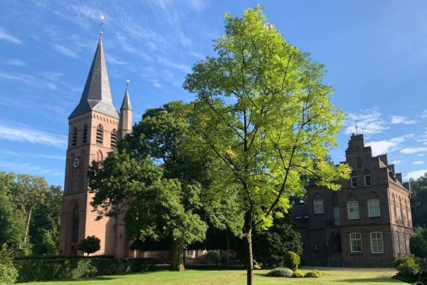 ‘Mooiste kerk van Gelderland staat in Vierakker’