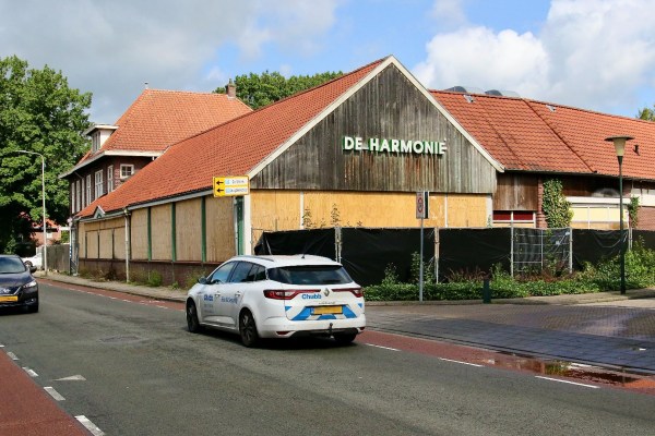 Voormalig zalencentrum De Harmonie wordt omgebouwd naar appartementen