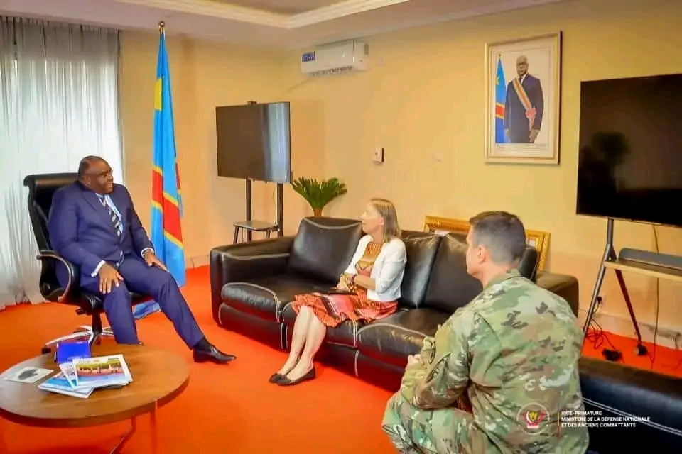 RDC-Diplomatie : L’Ambassadeur des USA reçue par le VPM de la défense Jean-Pierre Bemba.