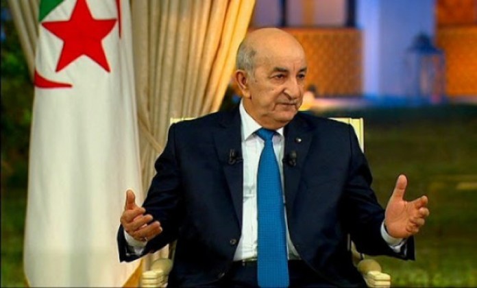 Tebboune annonce un nouveau remaniement du gouvernement, critique certains ministres