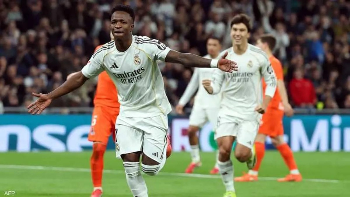 ريال مدريد يكتسح سوسيداد برباعية ويعتلي صدارة الليغا مؤقتا