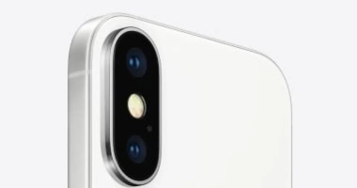 تسريبات: هل تعيد آبل تصميم كاميرا iPhone X الأيقونية لهاتف آيفون 18؟