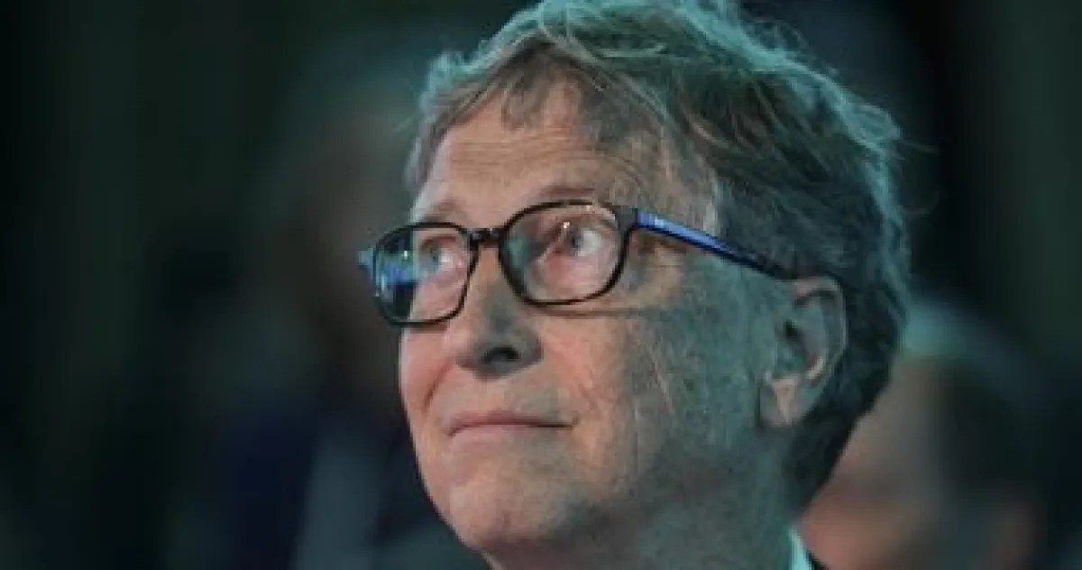 بيل جيتس يلغي كلمته في قمة الذكاء الاصطناعي بعد ارتباط اسمه بقضية إبستين