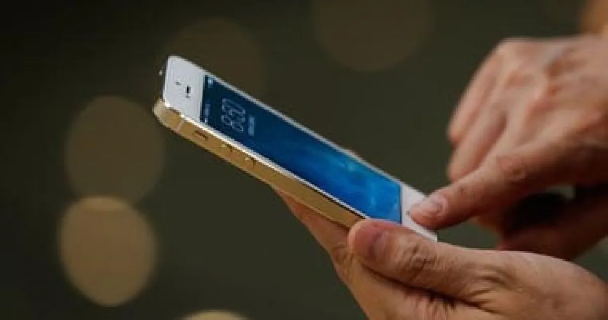 أبل تضع iPhone 5 و iPhone 4 (8GB) رسميًا ضمن الأجهزة المنتهية