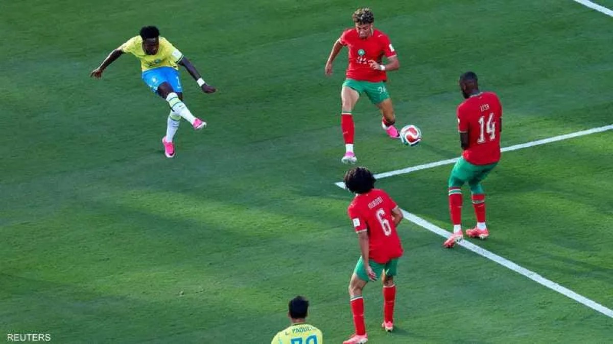 فينيسيوس يعادل رقم رونالدينيو المونديالي فينيسيوس يعادل رقم رونالدينيو المونديالي