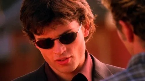 Smallville S02E04 – Red poster