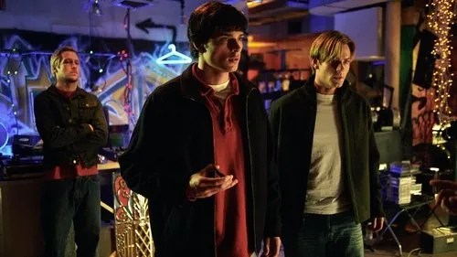 Smallville S01E13 – Kinetic poster