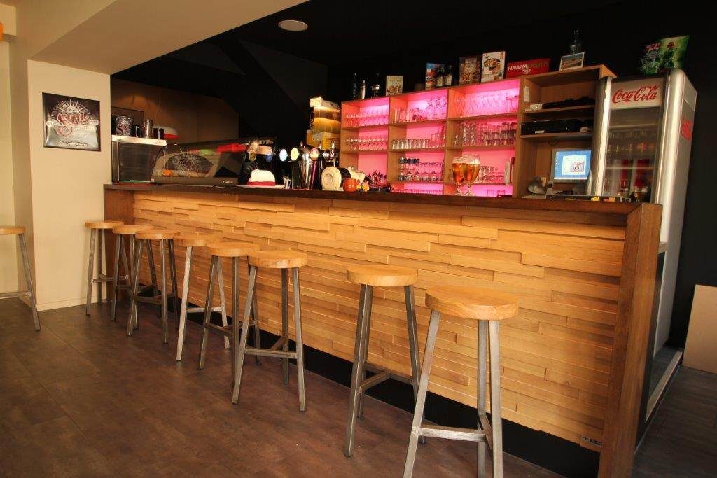 Opter Pour Un Comptoir De Bar En Bois 6 Pratique