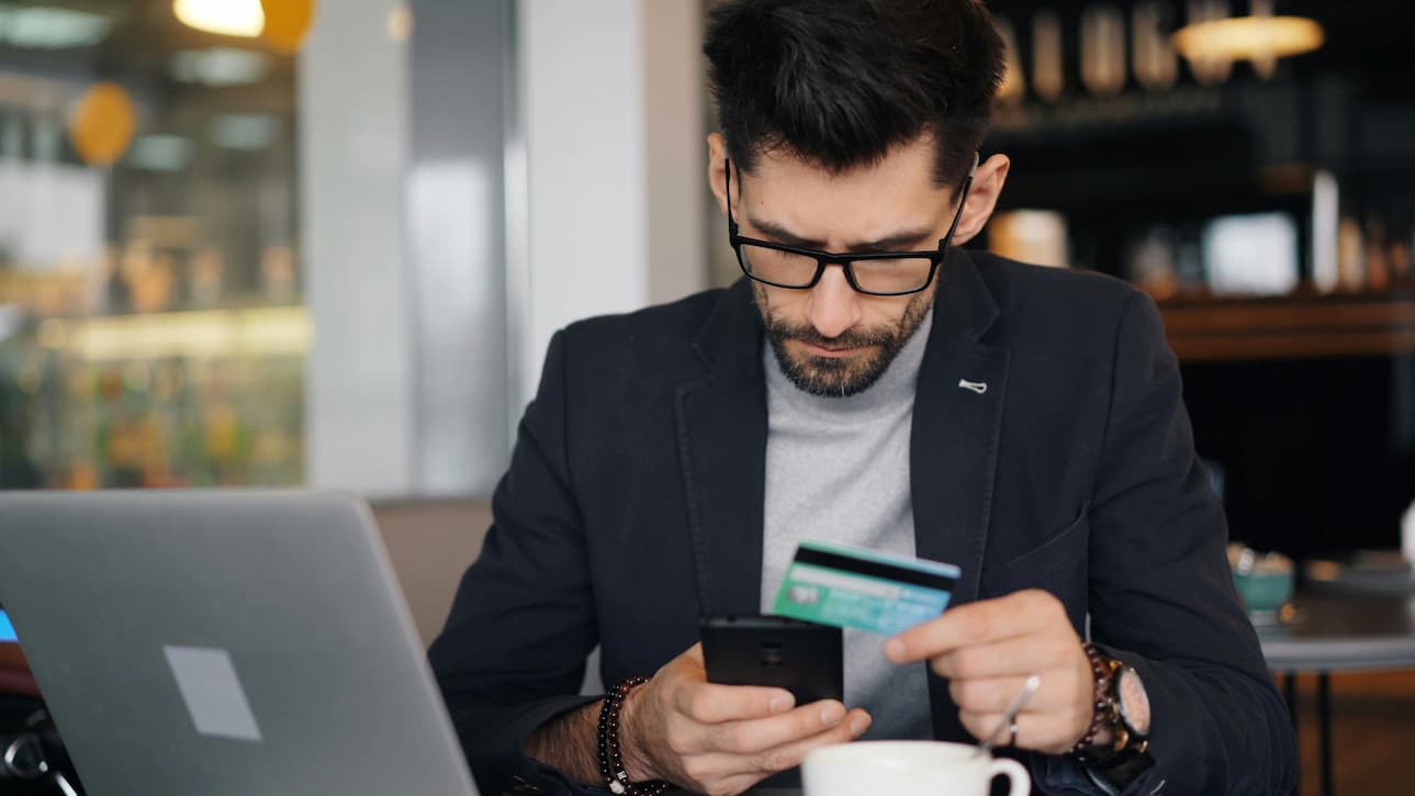 Does Overdraft Affect Credit Scores?