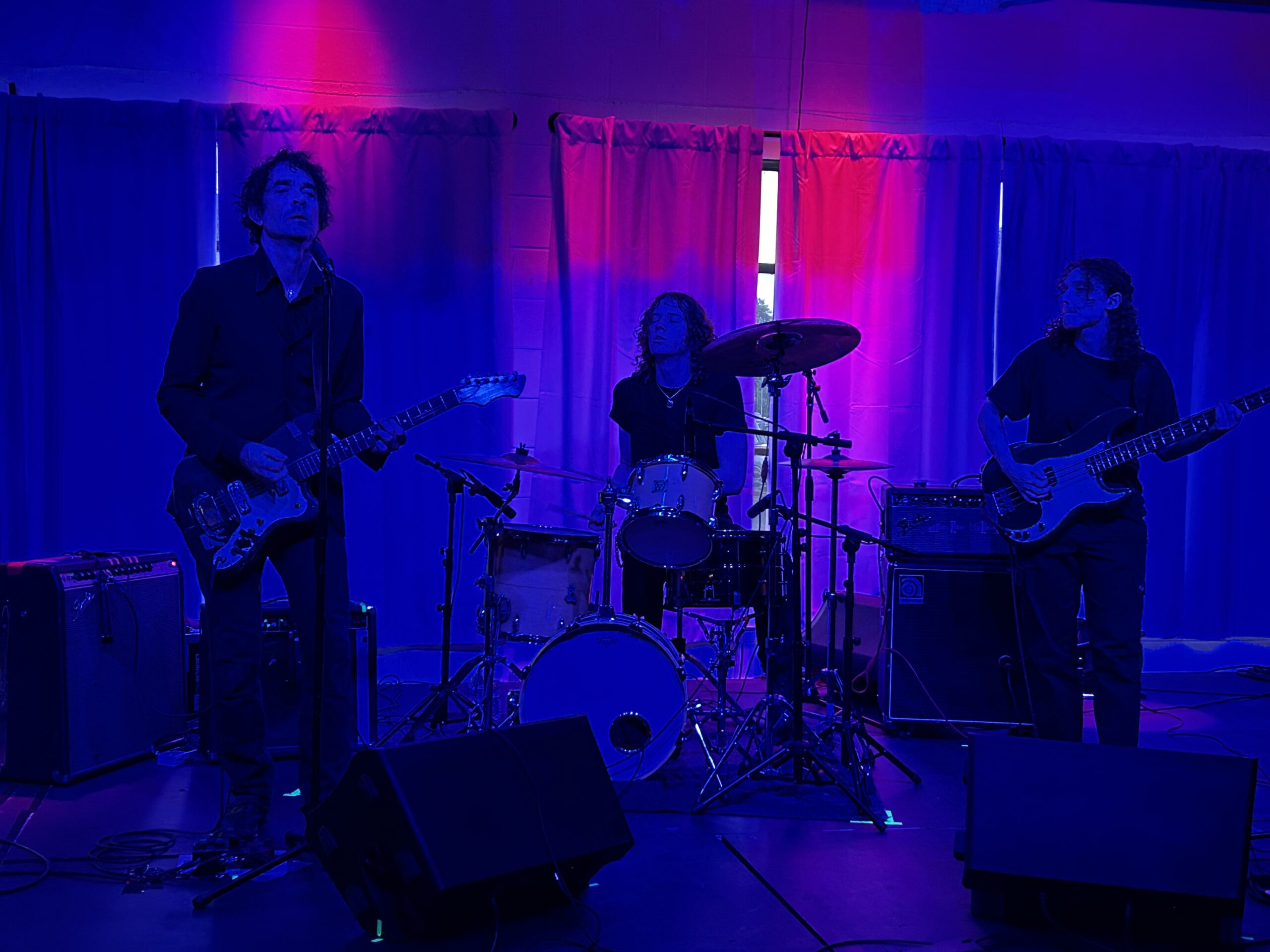 A Place to Bury Strangers – 7th Level Music