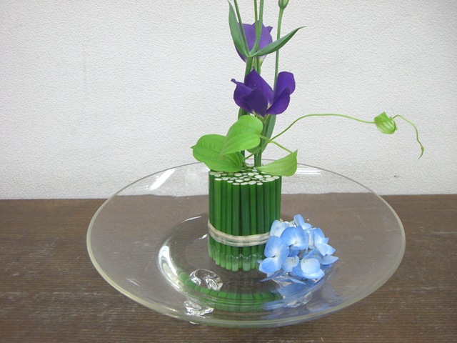 手作りで花留めを作る