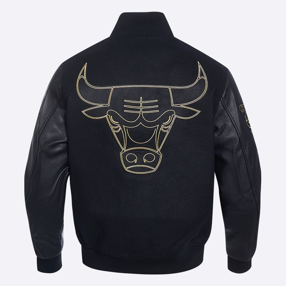 L 80s CHICAGO BULLS スタジャン ブラック 中綿 キルティング Chicago Bulls Logo Black & Gold Wool/Leather Varsity Jacket