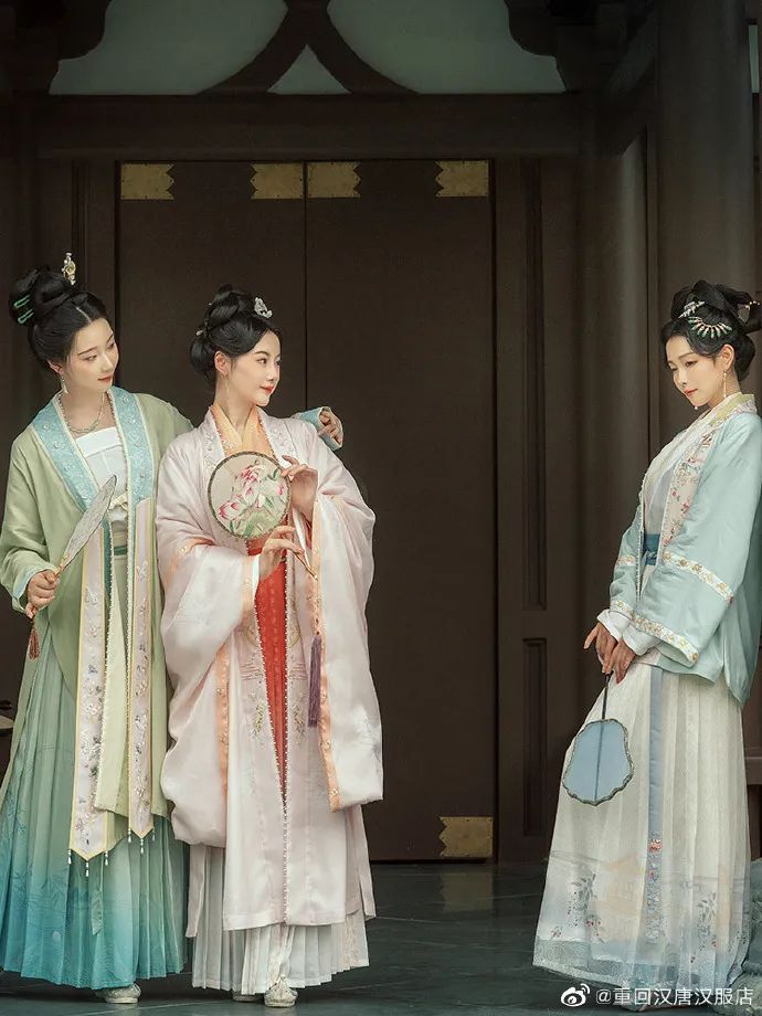 2022/9/25汉服每日资讯