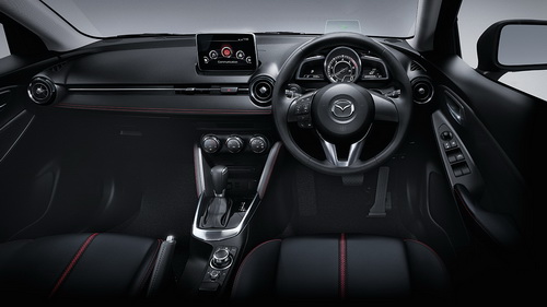 รถ เช่า เชียงใหม่ Mazda2 SkyAtiv